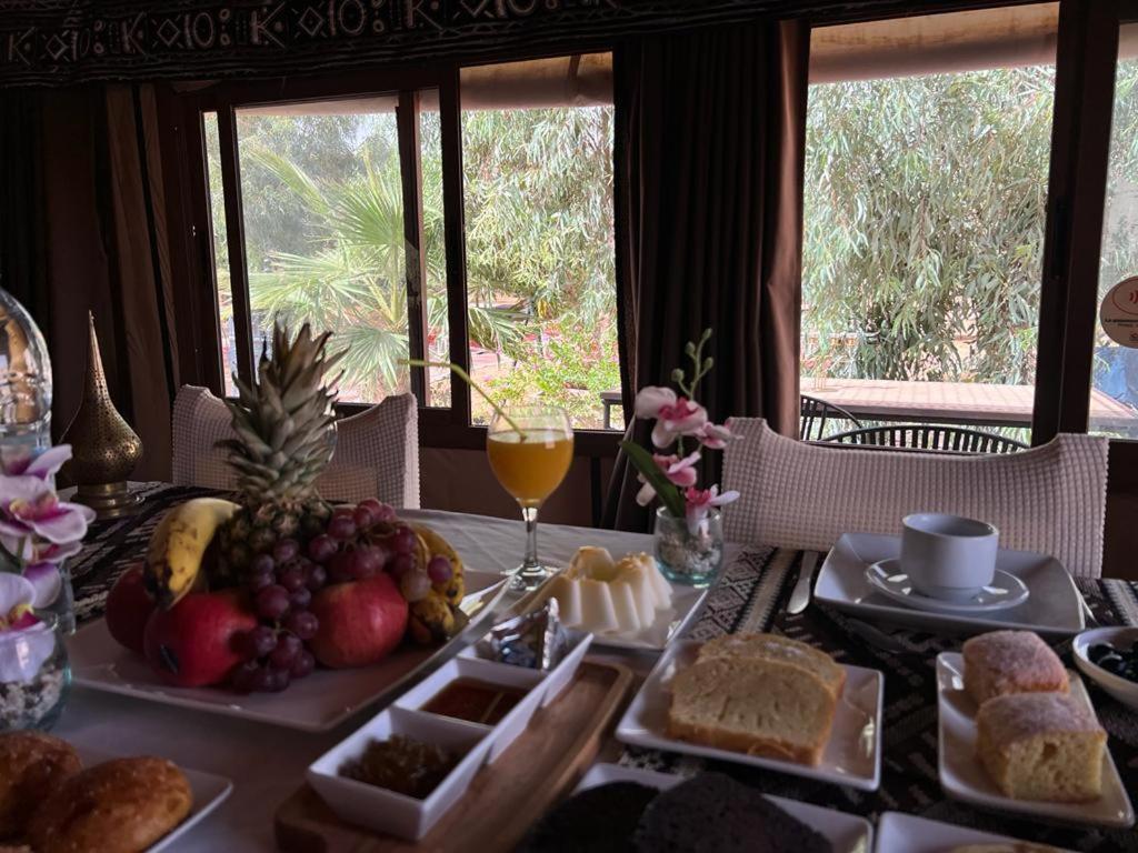 Merzouga Luxury Tented Camp Hotel Exterior photo